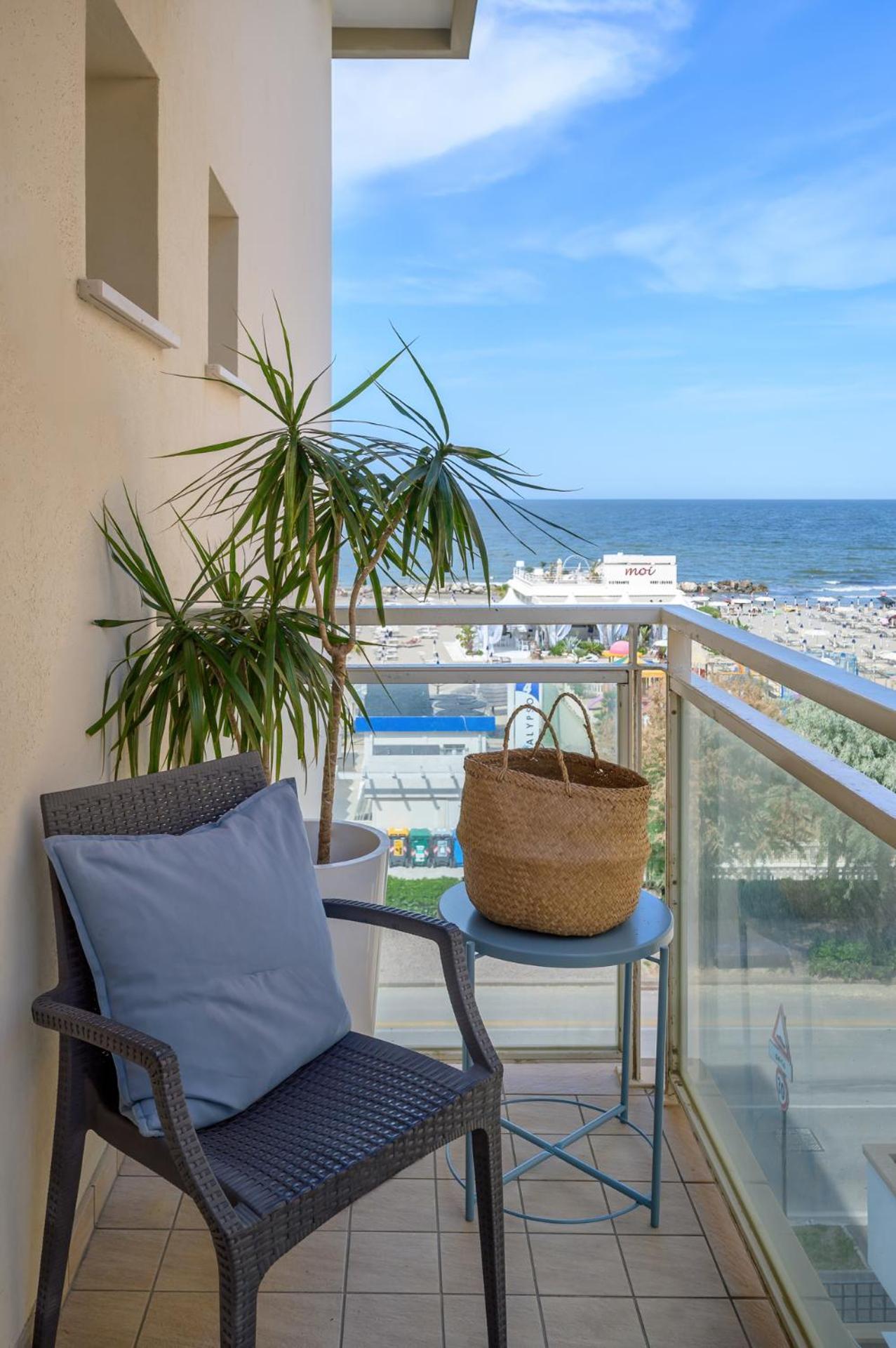 Hotel Augustus- Davanti A Noi C'E Solo Il Mare Misano Adriatico Exteriér fotografie